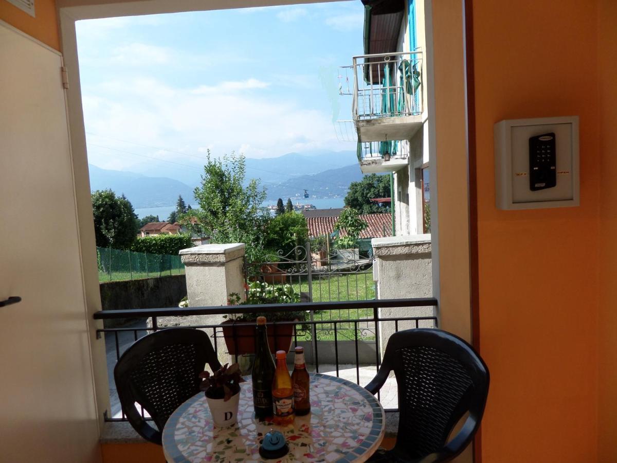 Guesthouse Serena Stresa Bagian luar foto