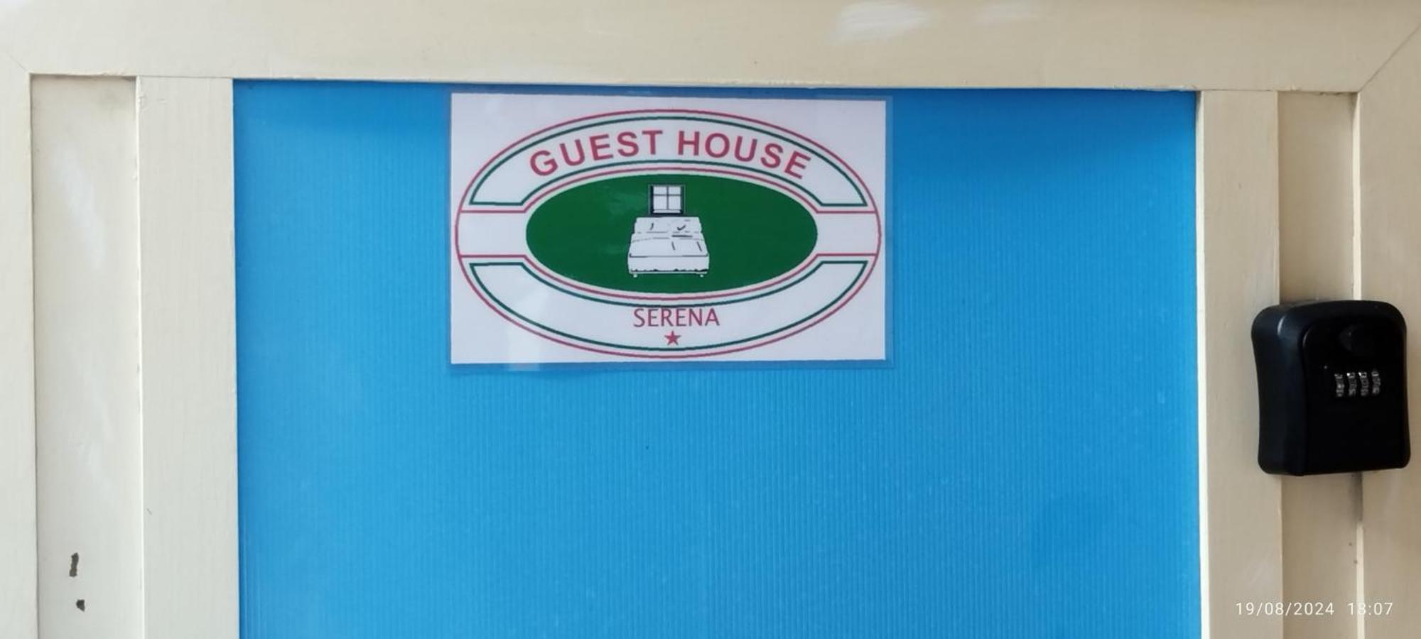 Guesthouse Serena Stresa Bagian luar foto