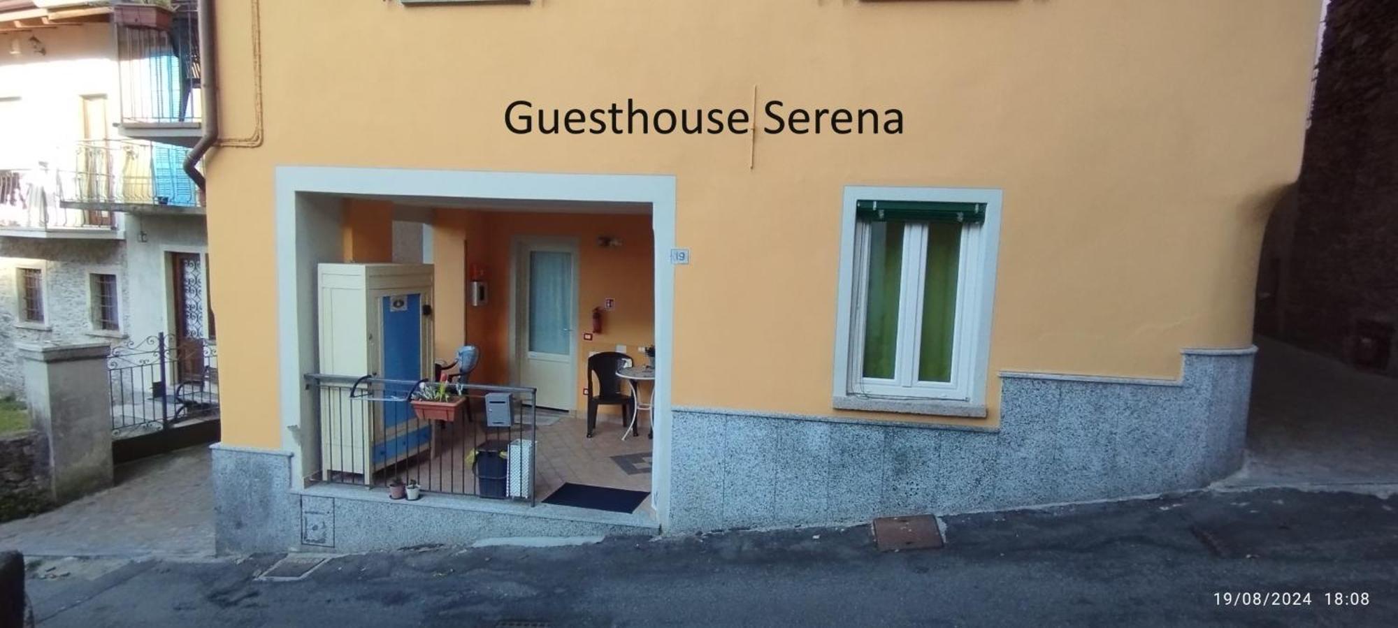 Guesthouse Serena Stresa Bagian luar foto