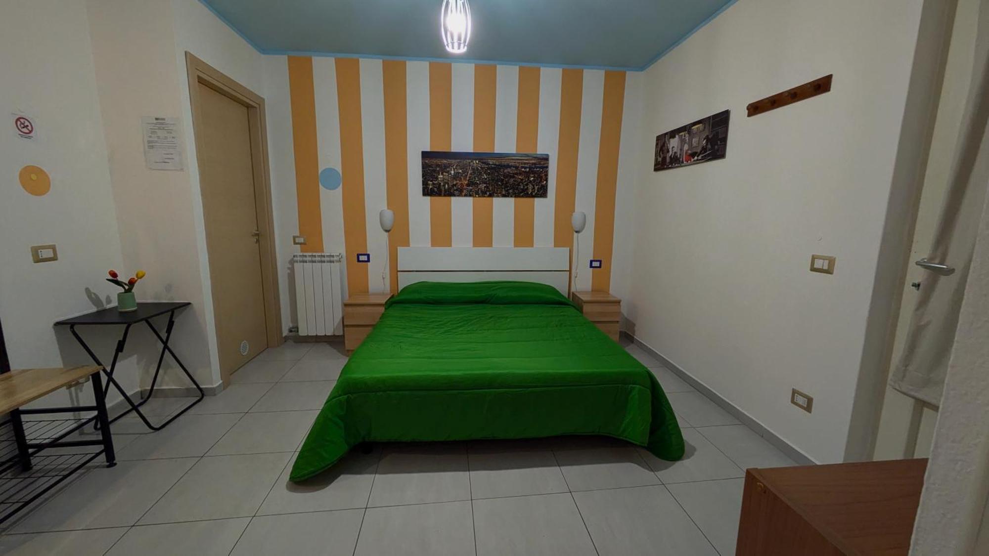 Guesthouse Serena Stresa Bagian luar foto